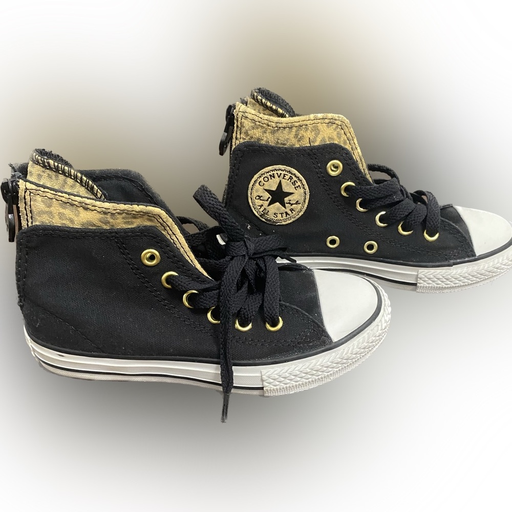 Converse shoes with zipper in the back